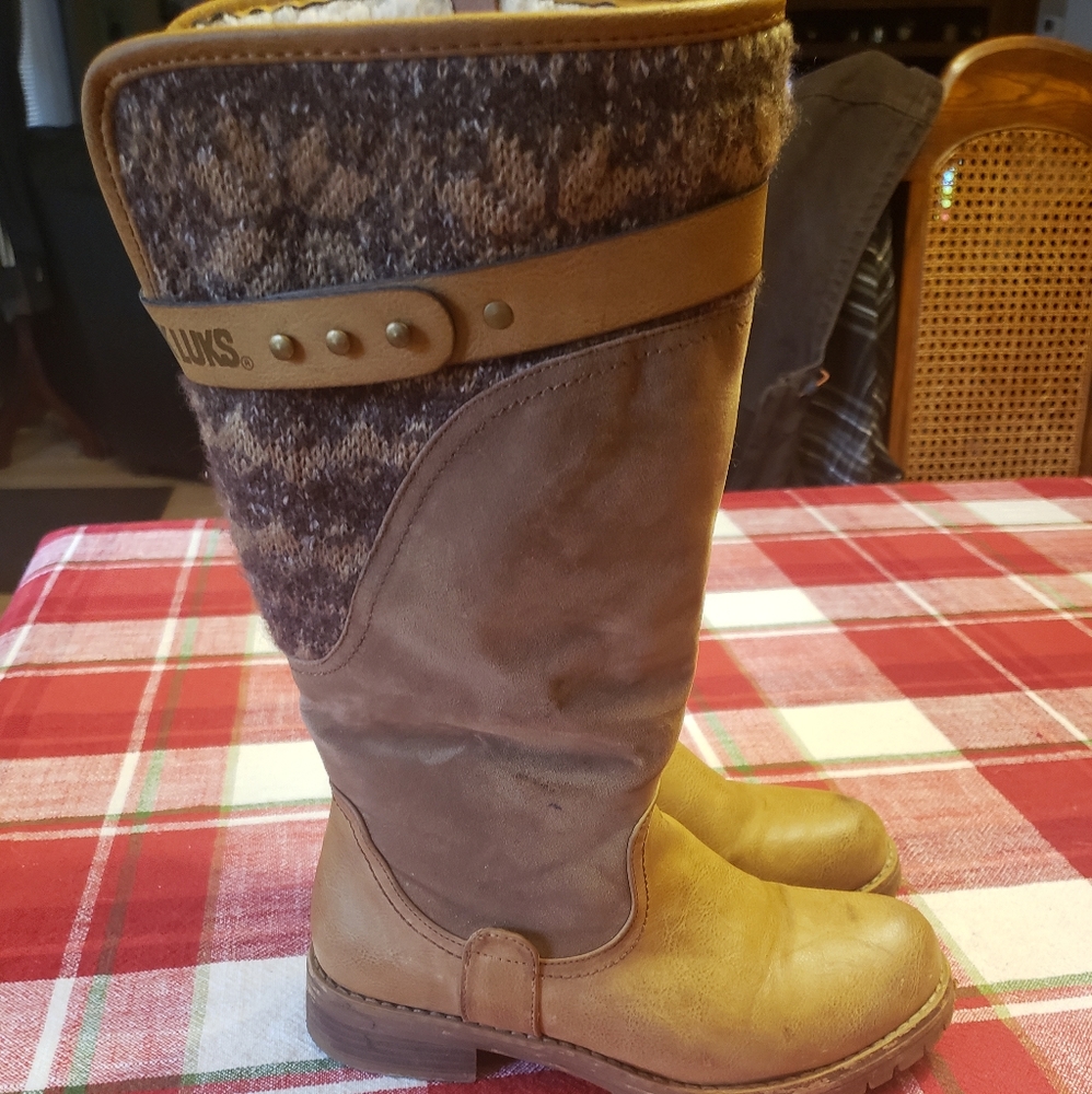Women's Muk Luks Sherpa Lined Boots Sz 7